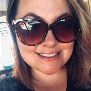 Meet your Posher, Briana